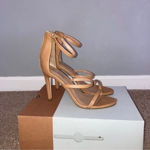 Call It Spring Camel Astoelian Heels Womens Size 9